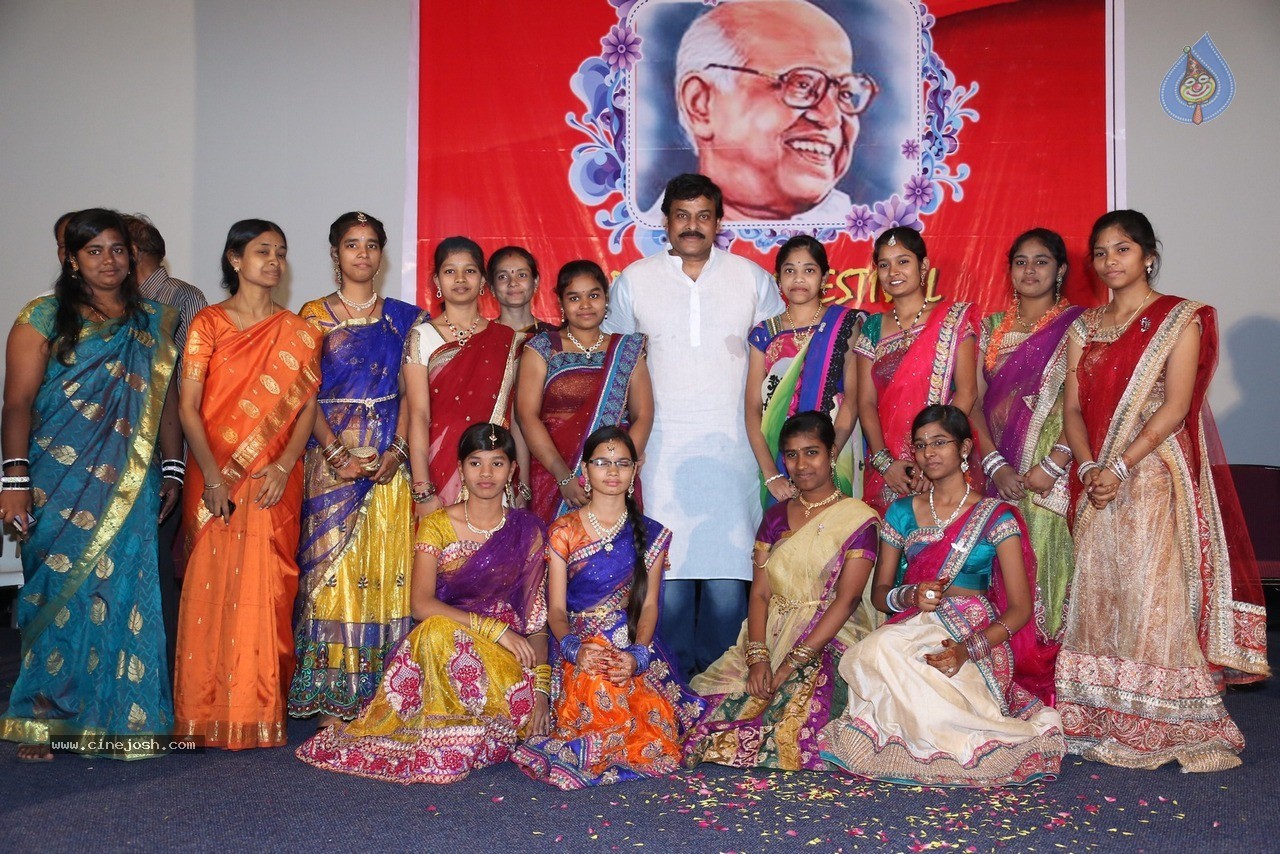 Chiranjeevi at Bapu's Film Festival 2014 - 92 / 304 photos
