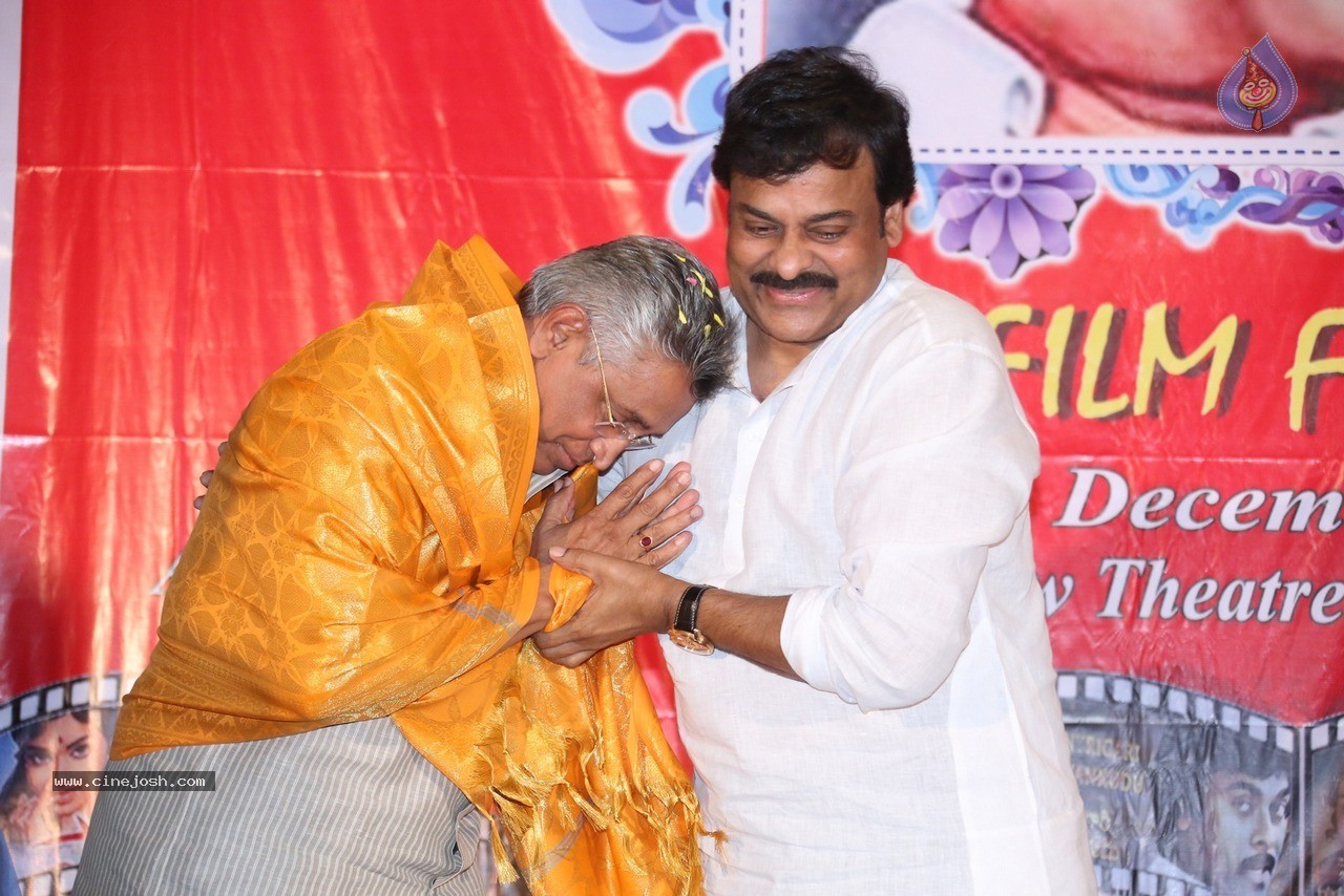 Chiranjeevi at Bapu's Film Festival 2014 - 125 / 304 photos