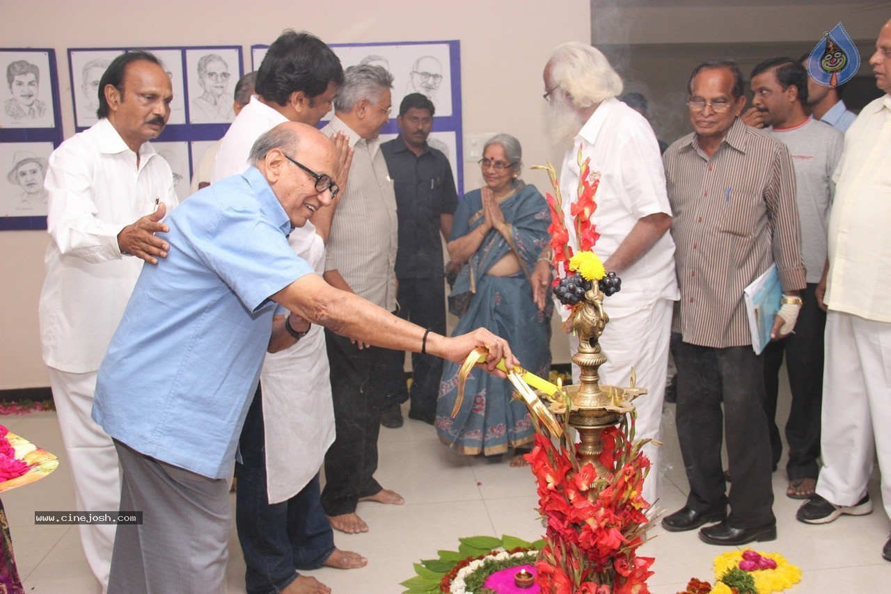 Chiranjeevi at Bapu's Film Festival 2014 - 168 / 304 photos