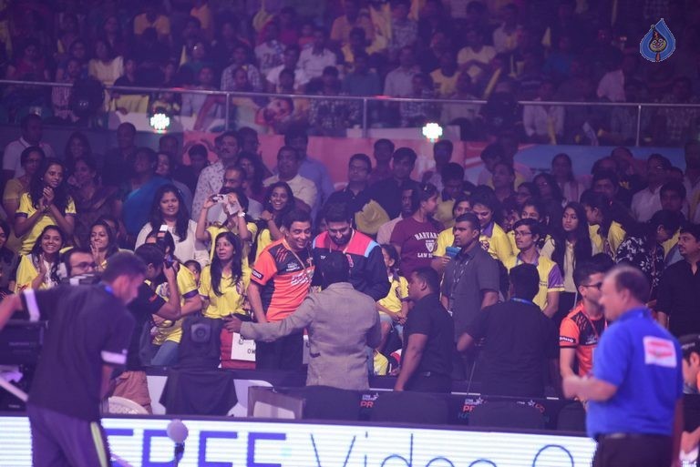 Chiru at PRO Kabaddi Match - 74 / 78 photos