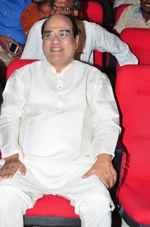 Chiranjeevi Birthday 2016 Celebrations 2 - 13 / 34 photos