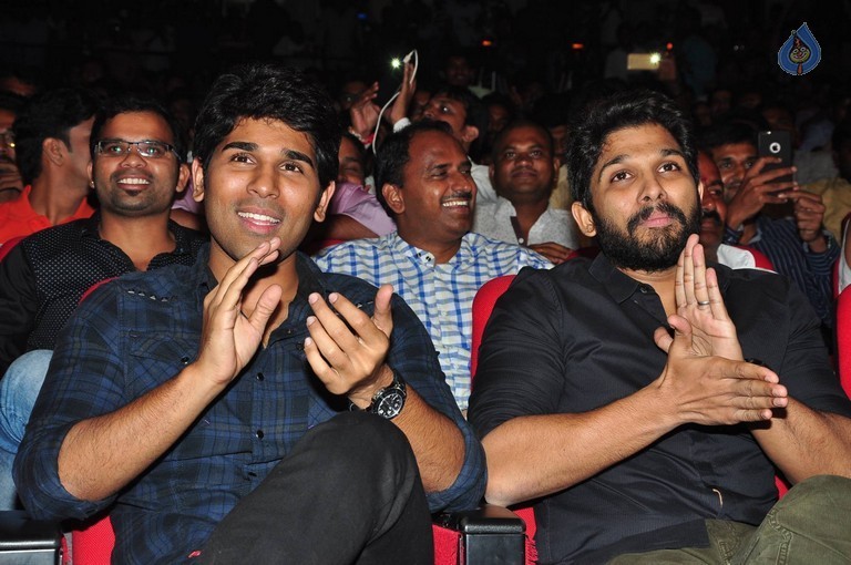 Chiranjeevi Birthday 2016 Celebrations 5 - 22 / 62 photos