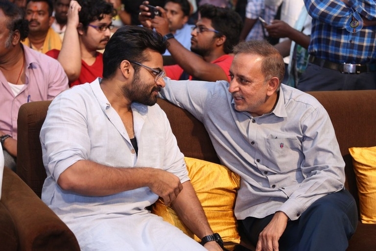 Chiranjeevi Birthday 2017 Celebrations Photos - 41 / 46 photos