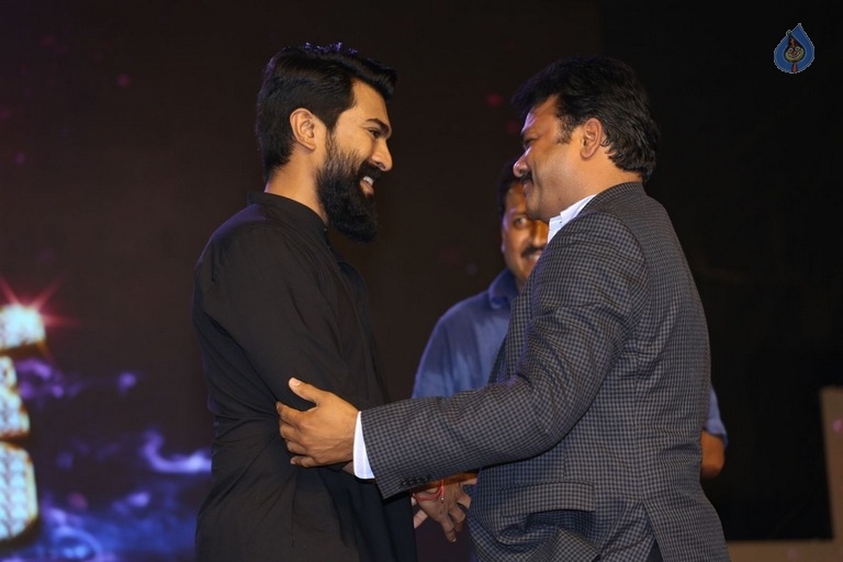 Chiranjeevi Birthday 2017 Celebrations Photos - 44 / 46 photos