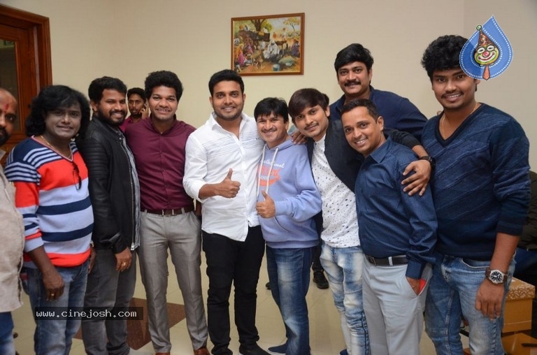 Chiranjeevi Birthday Celebrations at Shilpakala Vedika 01 - 9 / 28 photos