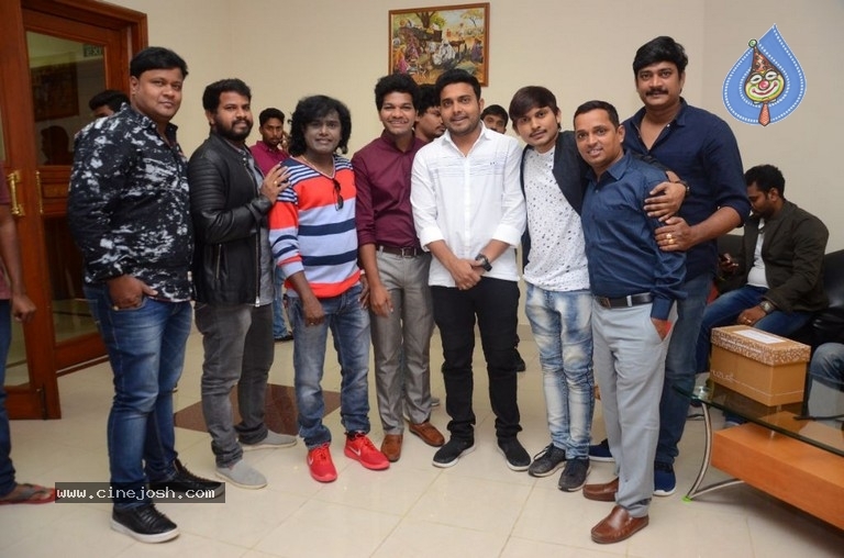 Chiranjeevi Birthday Celebrations at Shilpakala Vedika 01 - 10 / 28 photos