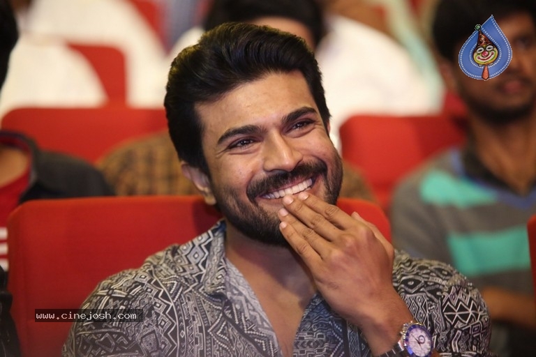 Chiranjeevi Birthday Celebrations at Shilpakala Vedika 02 - 37 / 54 photos