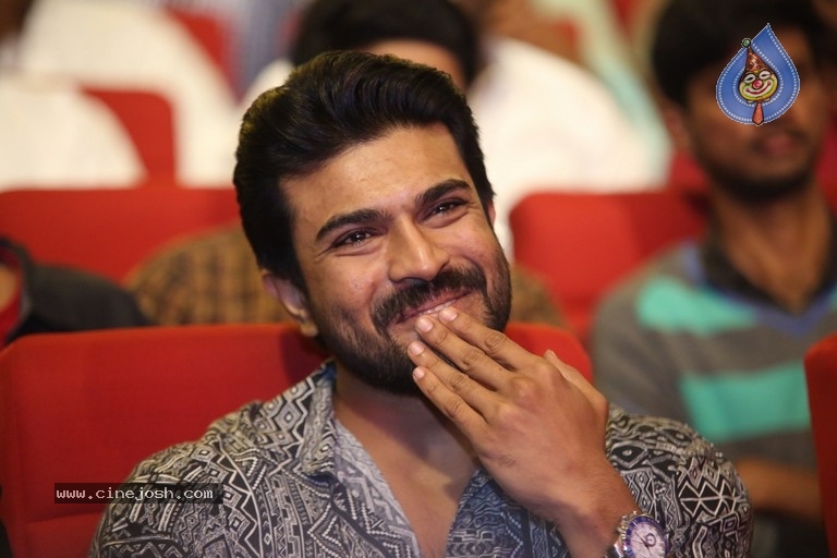 Chiranjeevi Birthday Celebrations at Shilpakala Vedika 02 - 39 / 54 photos