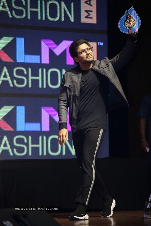 Chiranjeevi Birthday Celebrations at Shilpakala Vedika 02 - 47 / 54 photos