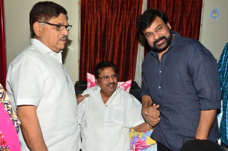 Chiranjeevi, Mohan Babu and Allu Aravind Meets Dasari Narayana Rao - 16 / 73 photos