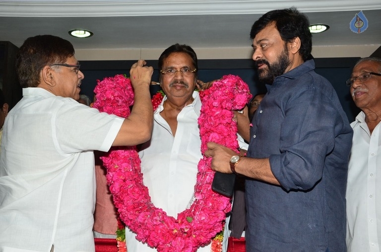 Chiranjeevi, Mohan Babu and Allu Aravind Meets Dasari Narayana Rao - 68 / 73 photos