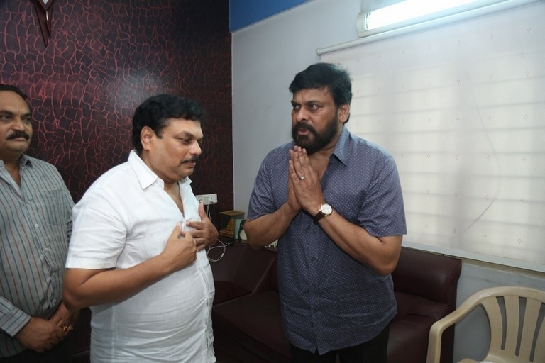 Chiranjeevi Pays Tribute To B Jaya - 1 / 21 photos