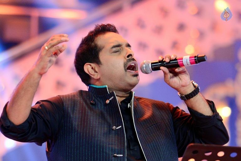 Cine MAA Awards 2015 Photos 1 - 7 / 86 photos