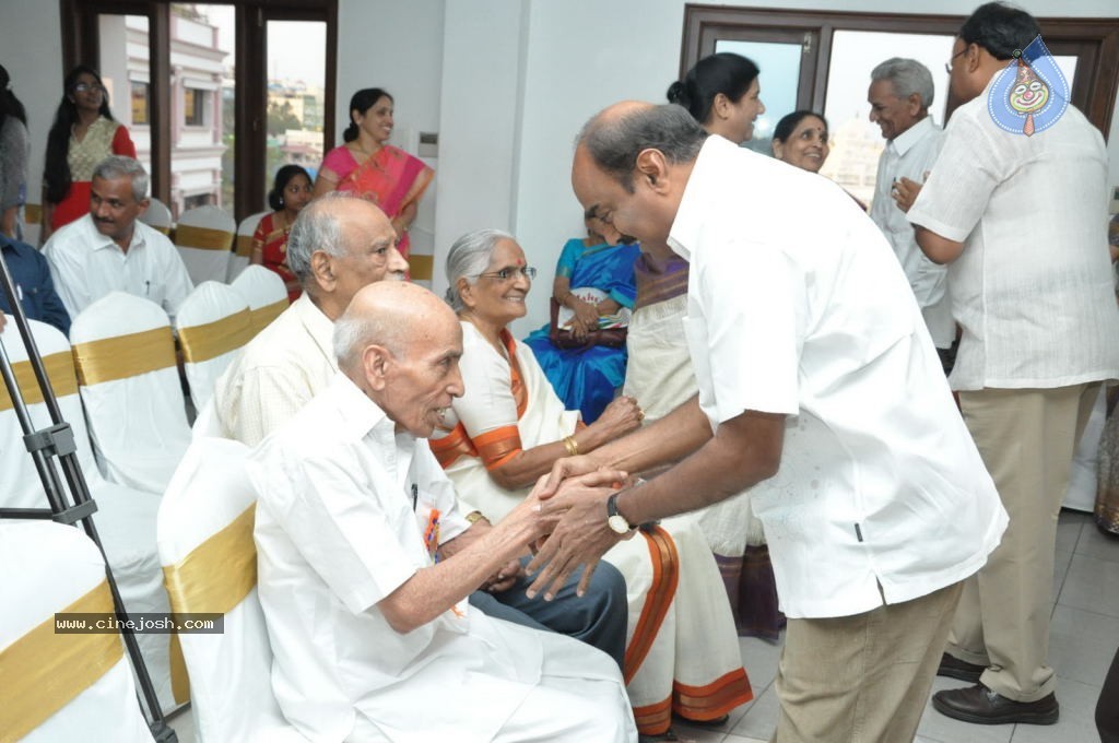 Cinema Ga Cinema Book Launch - 21 / 105 photos