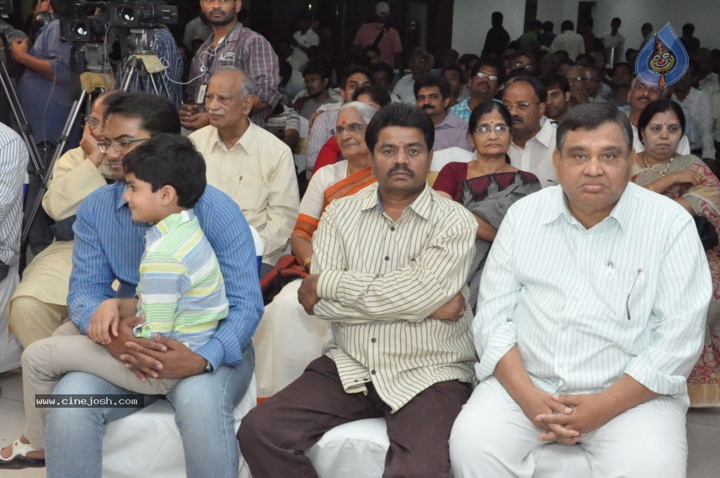 Cinema Ga Cinema Book Launch - 25 / 105 photos