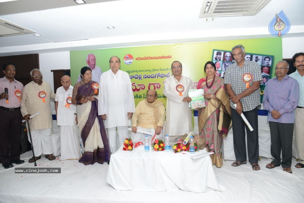 Cinema Ga Cinema Book Launch - 45 / 105 photos