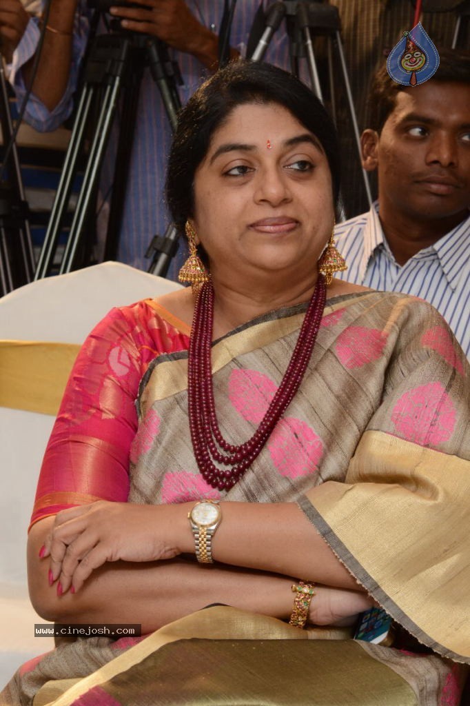 Cinema Ga Cinema Book Launch - 46 / 105 photos