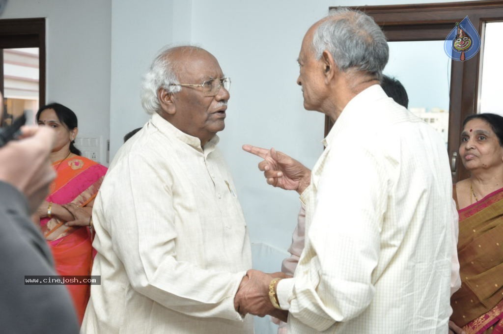 Cinema Ga Cinema Book Launch - 52 / 105 photos