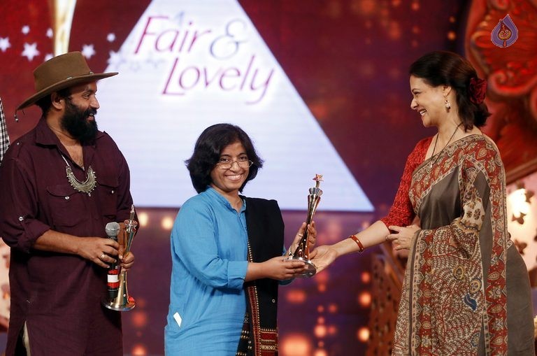 CineMAA awards 2015 Red Carpet - 75 / 89 photos