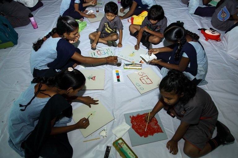 Continental Children Paintathon Event - 22 / 34 photos