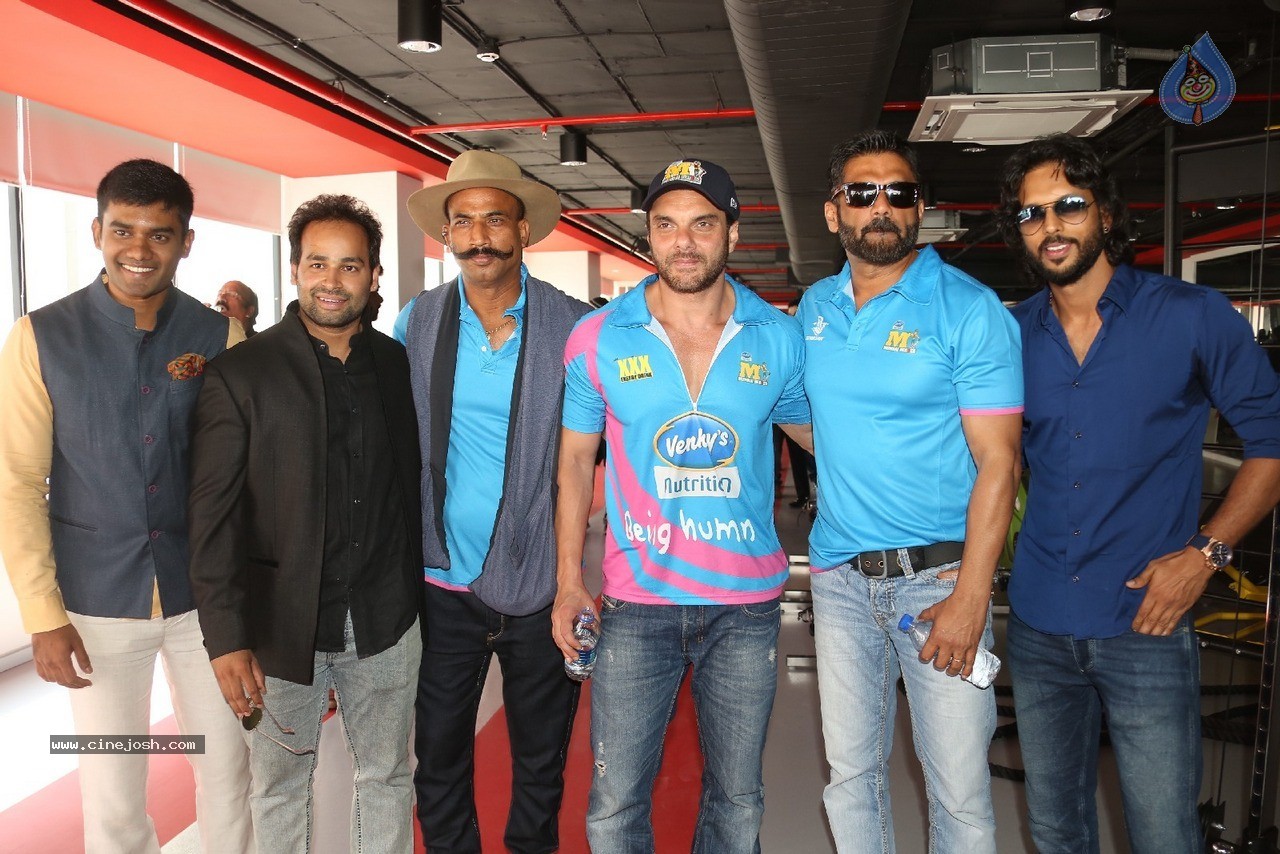 Core Fitness Station Launch - 30 / 60 photos