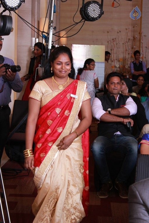 Cosmo Glitz Beauty Awards 2015 - 17 / 36 photos