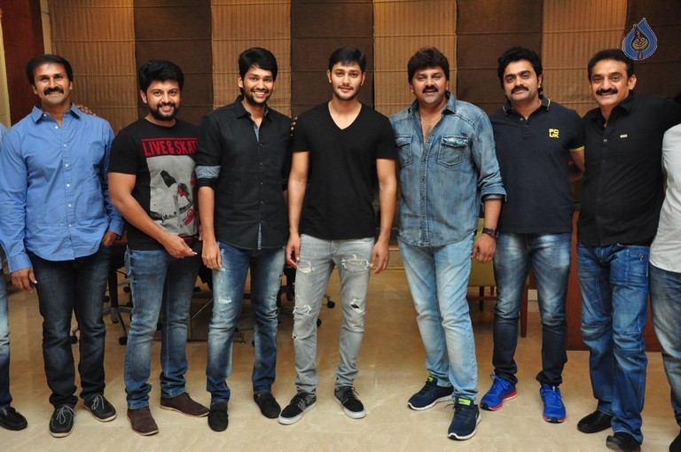 Crescent Cricket Cup 2015 Curtain Raiser Event - 11 / 49 photos