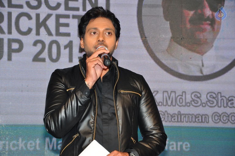 Crescent Cricket Cup 2015 Curtain Raiser Event - 15 / 49 photos