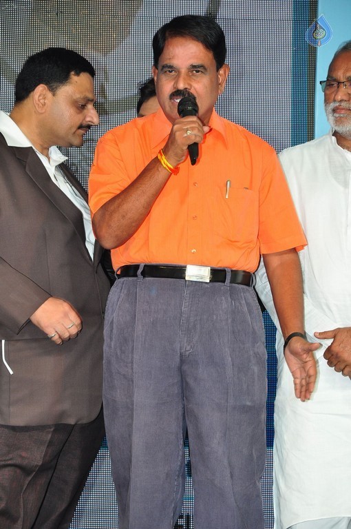 Crescent Cricket Cup 2015 Curtain Raiser Event - 18 / 49 photos