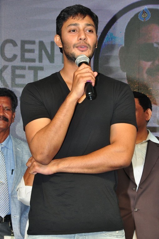 Crescent Cricket Cup 2015 Curtain Raiser Event - 43 / 49 photos