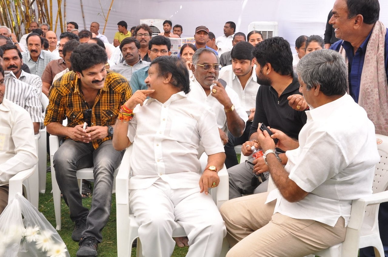 D Ramanaidu Anthima Yatra 01 - 9 / 171 photos