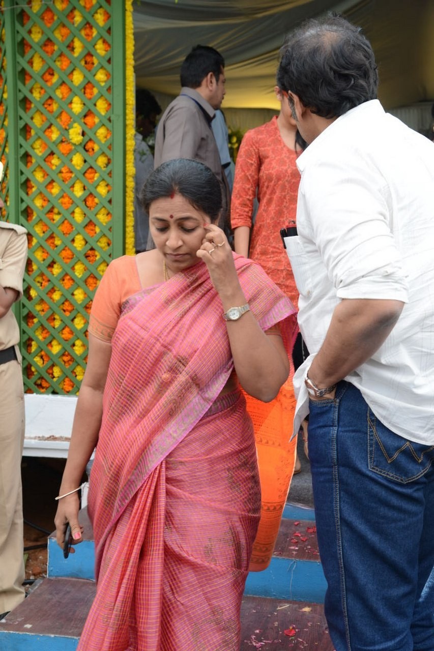 D Ramanaidu Anthima Yatra 01 - 39 / 171 photos