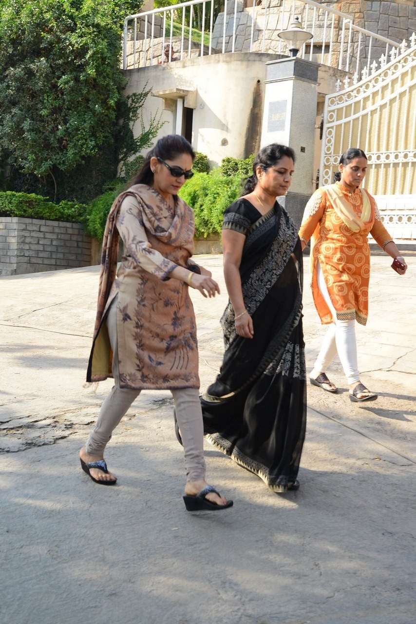 D Ramanaidu Anthima Yatra 01 - 92 / 171 photos