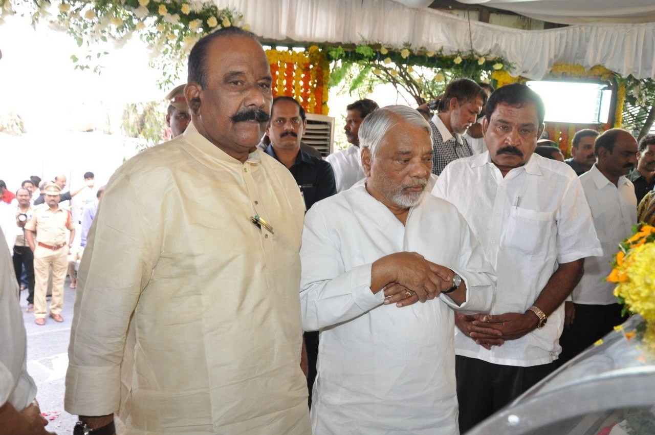 D Ramanaidu Anthima Yatra 01 - 165 / 171 photos