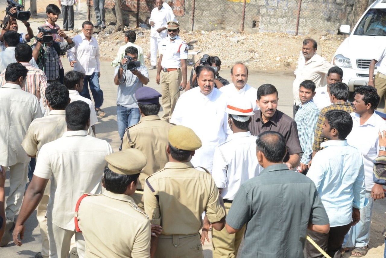 D Ramanaidu Anthima Yatra 02 - 108 / 171 photos