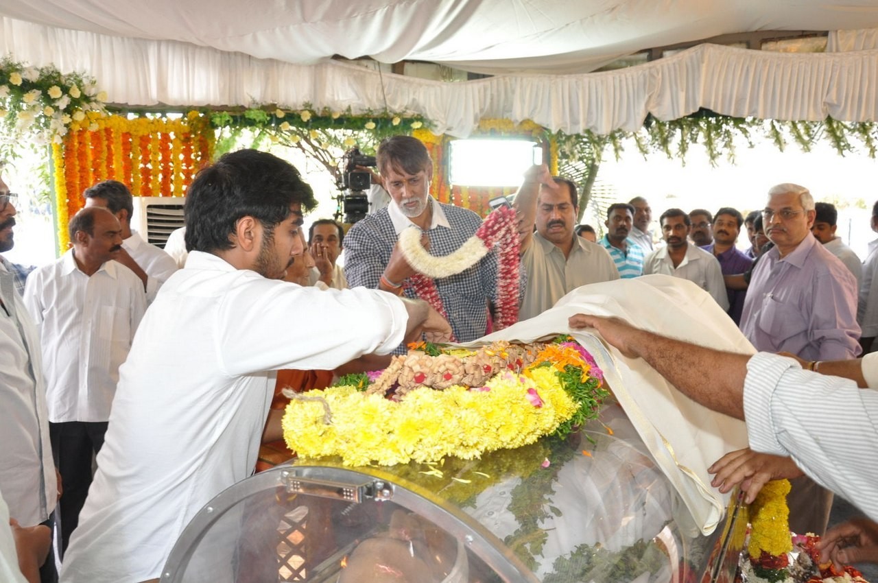 D Ramanaidu Anthima Yatra 03 - 4 / 282 photos