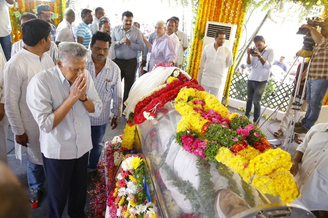 D Ramanaidu Anthima Yatra 03 - 28 / 282 photos