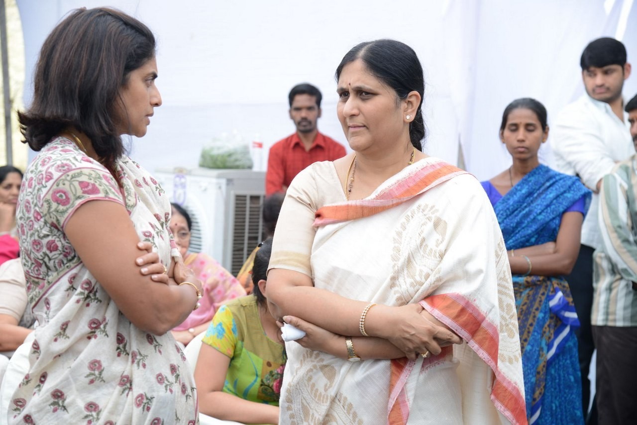 D Ramanaidu Anthima Yatra 03 - 55 / 282 photos