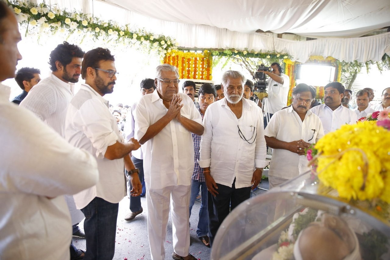 D Ramanaidu Anthima Yatra 03 - 85 / 282 photos