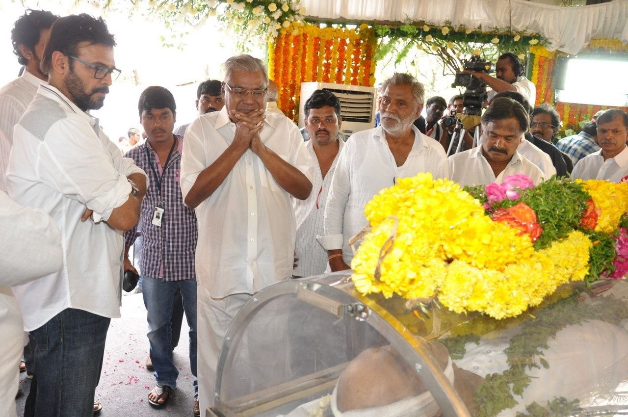 D Ramanaidu Anthima Yatra 03 - 98 / 282 photos