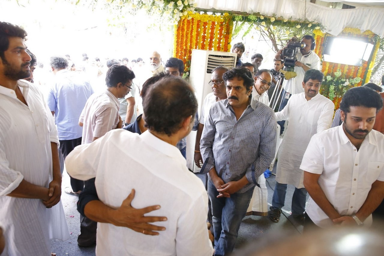 D Ramanaidu Anthima Yatra 03 - 163 / 282 photos