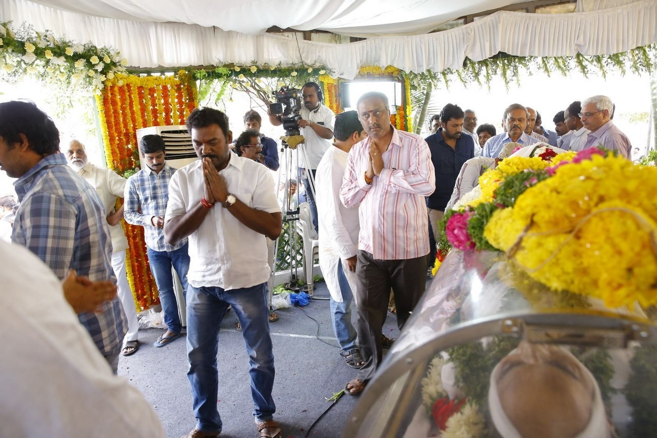 D Ramanaidu Anthima Yatra 03 - 173 / 282 photos