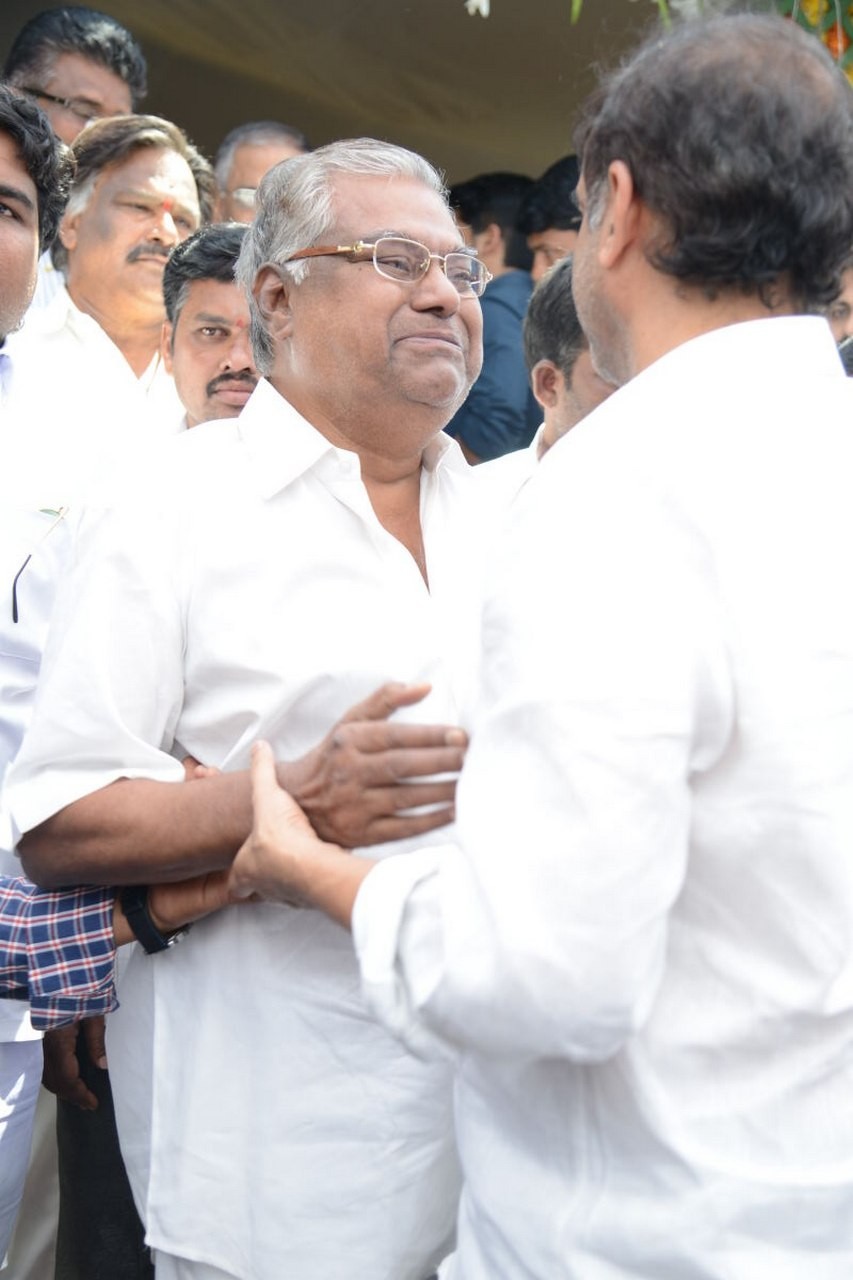 D Ramanaidu Anthima Yatra 03 - 182 / 282 photos