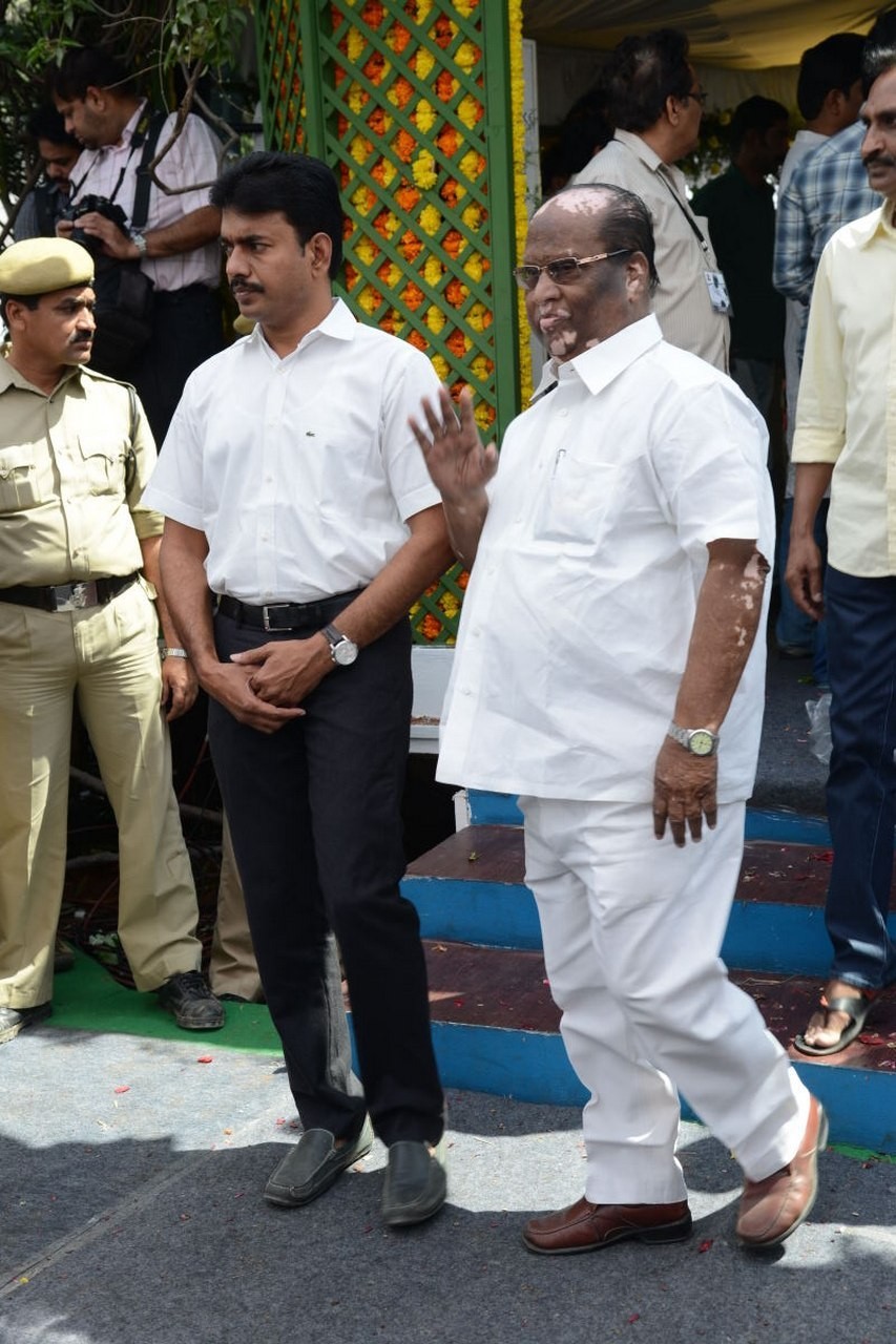 D Ramanaidu Anthima Yatra 03 - 237 / 282 photos