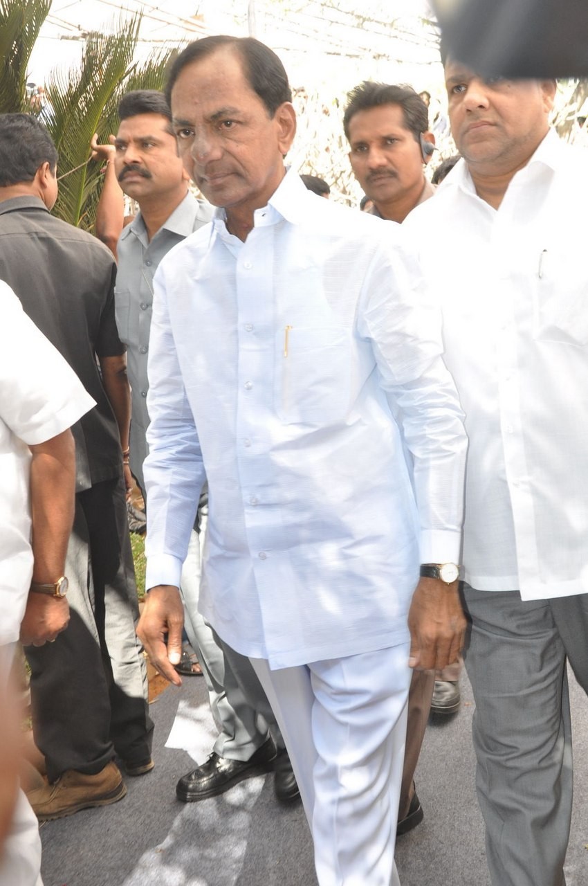 D Ramanaidu Anthima Yatra 03 - 265 / 282 photos