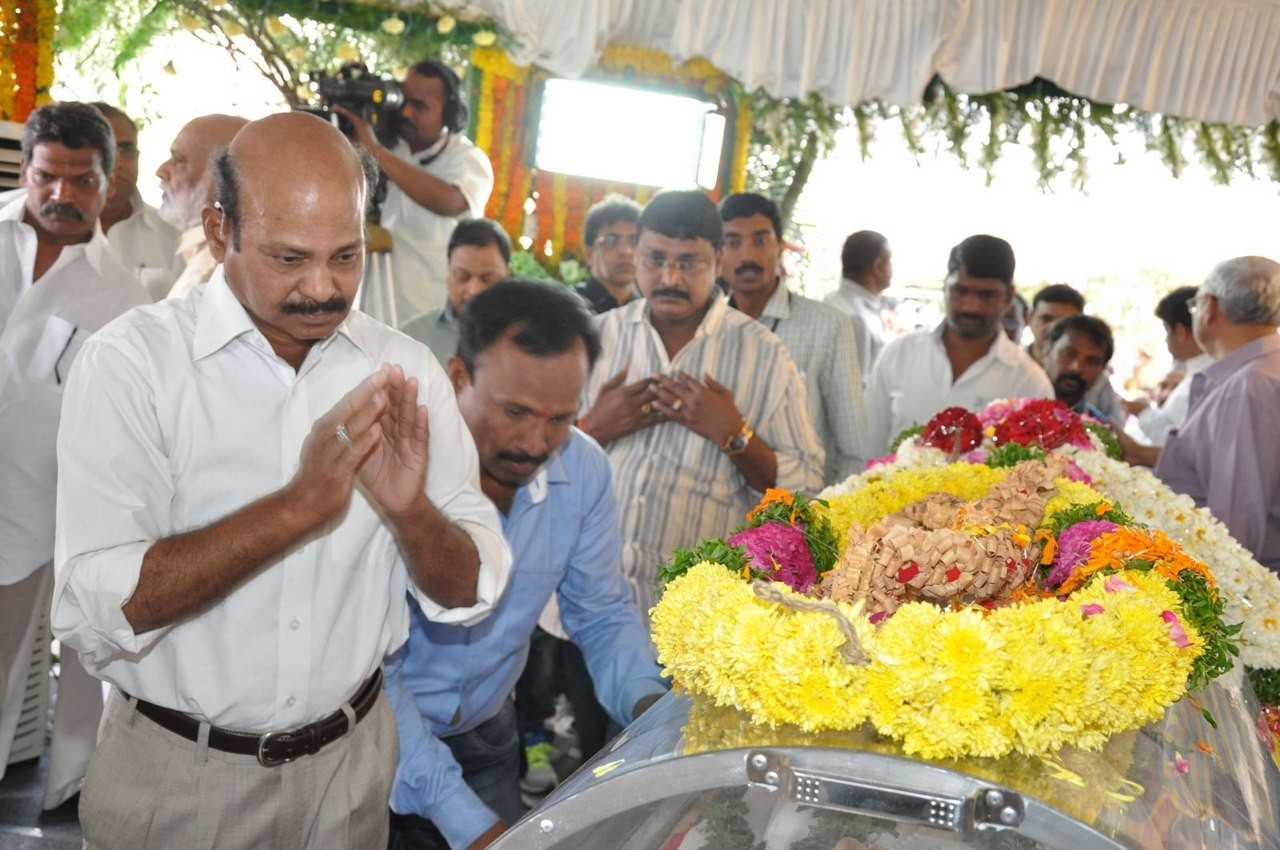 D Ramanaidu Anthima Yatra 03 - 280 / 282 photos
