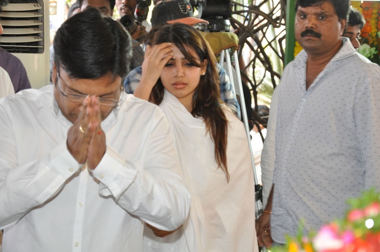 D Ramanaidu Anthima Yatra 04 - 48 / 234 photos