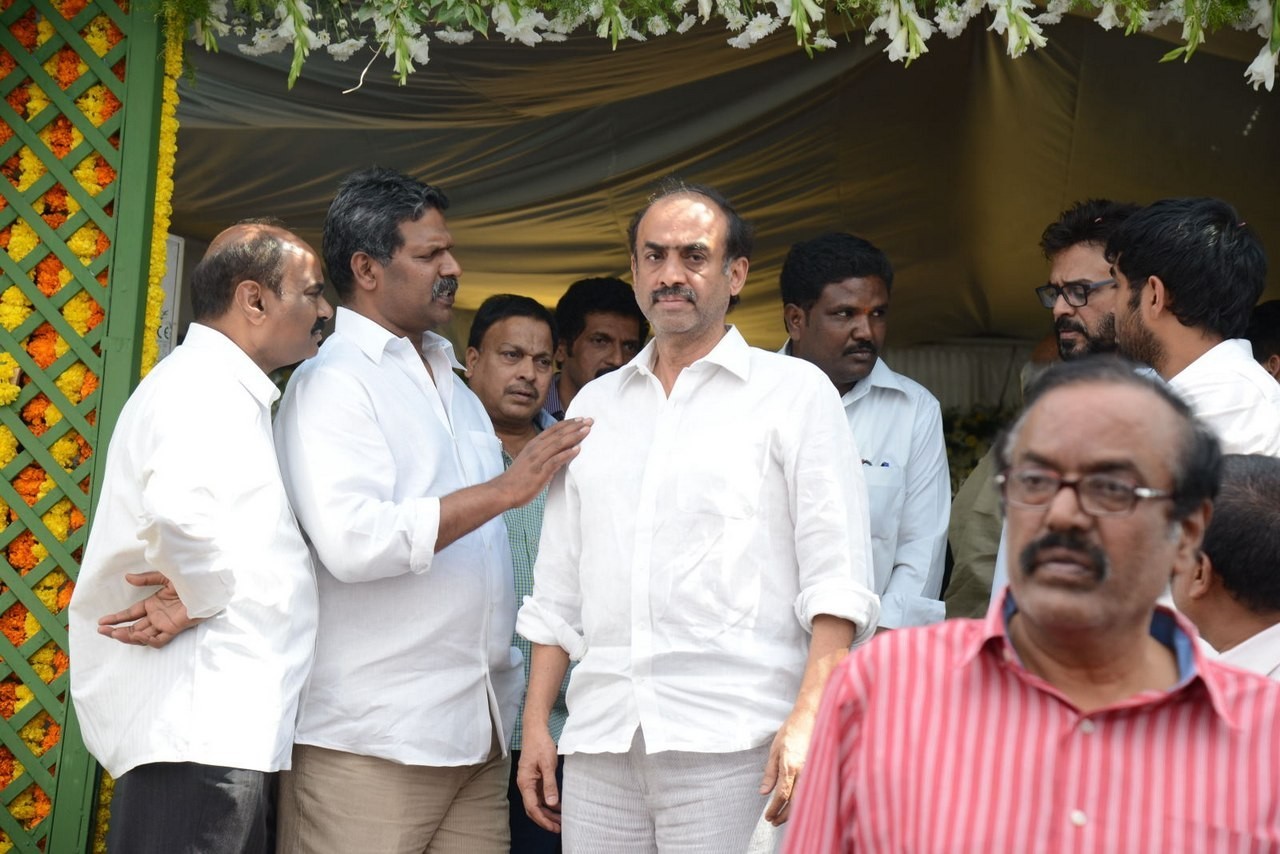 D Ramanaidu Anthima Yatra 04 - 58 / 234 photos