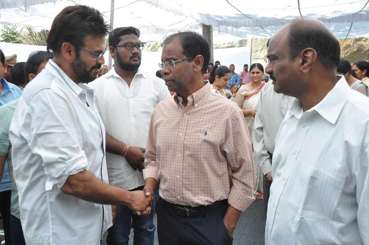 D Ramanaidu Anthima Yatra 04 - 76 / 234 photos