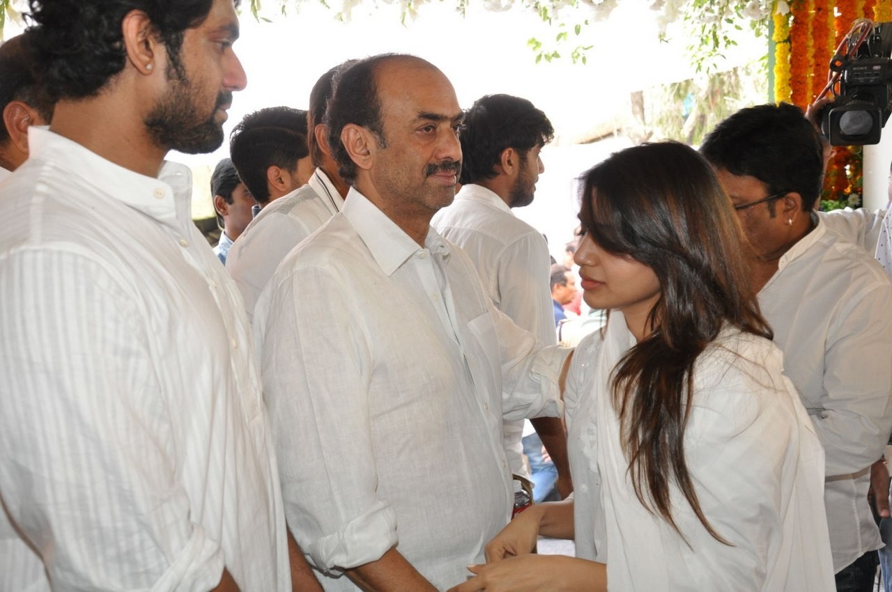 D Ramanaidu Anthima Yatra 04 - 88 / 234 photos